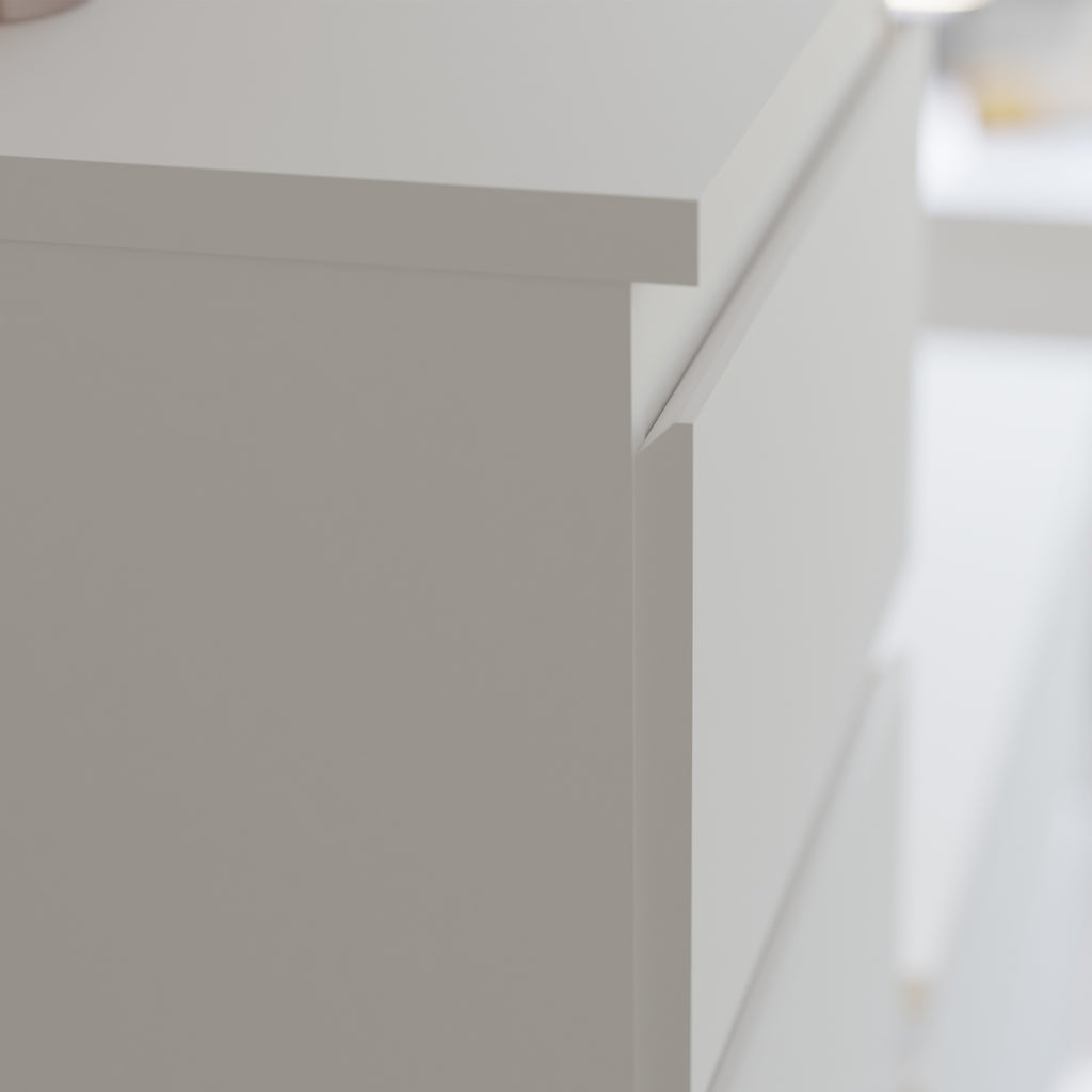 Edmore 3 Drawer Chest in White