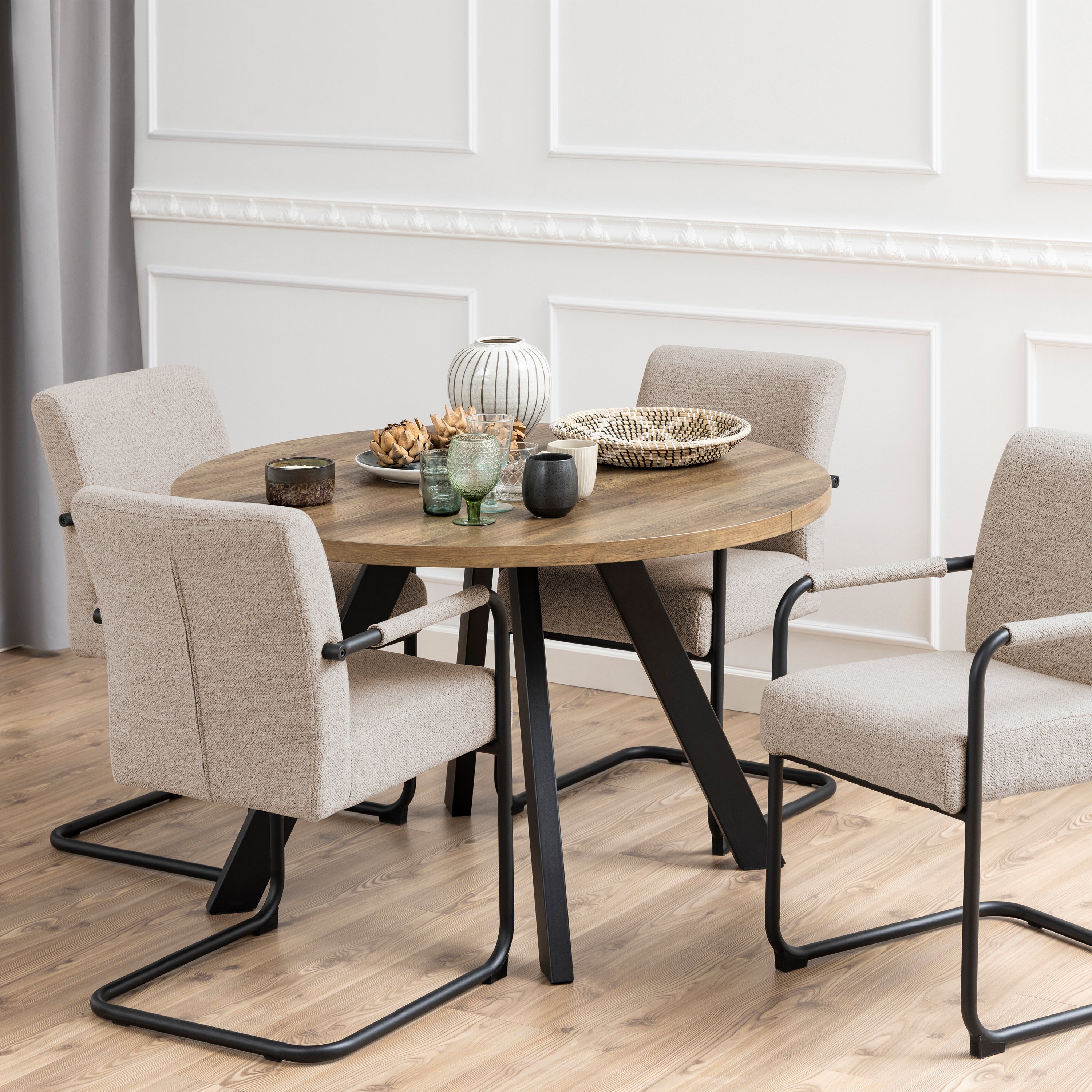 Zalida Extending Round Dining Table in Oak 120-210cm